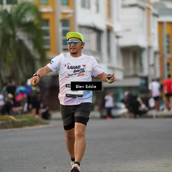 Runner Photo 7823589