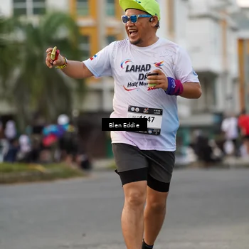 Runner Photo 7823641