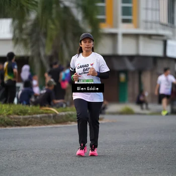 Runner Photo 7823646