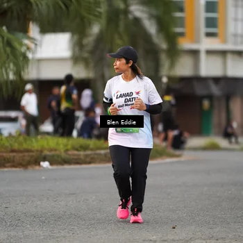Runner Photo 7823659