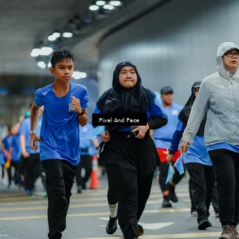 Runner Photo 7823665