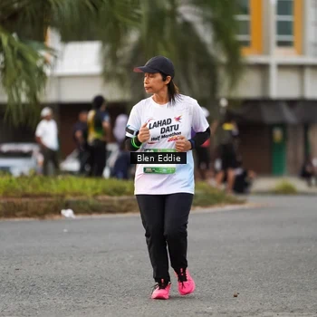 Runner Photo 7823687