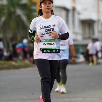 Runner Photo 7823689