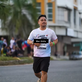 Runner Photo 7823745
