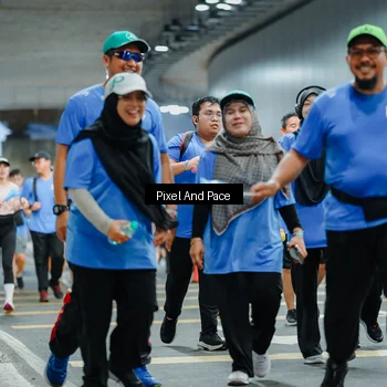 Runner Photo 7823766