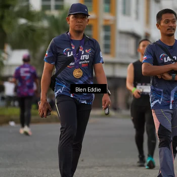 Runner Photo 7823775