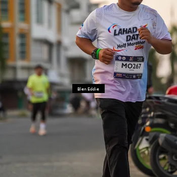 Runner Photo 7823798