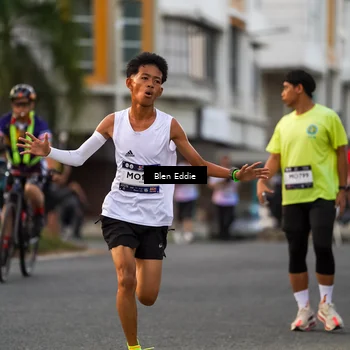 Runner Photo 7823819