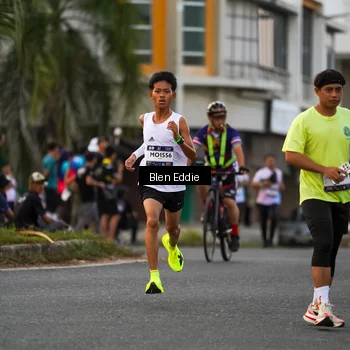 Runner Photo 7823837