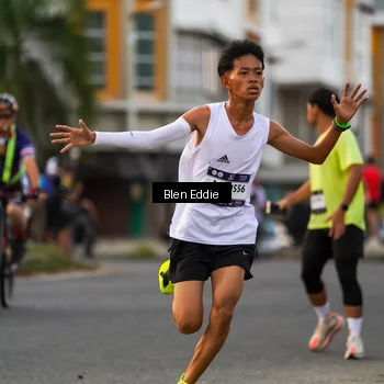 Runner Photo 7823841