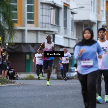 Runner Photo 7823855