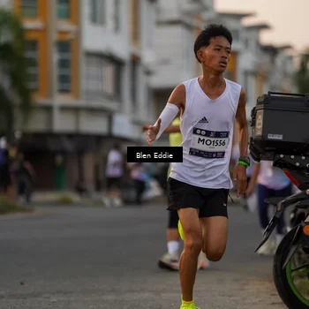 Runner Photo 7823890