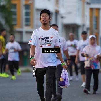 Runner Photo 7823891