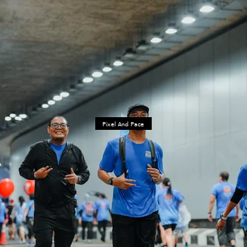 Runner Photo 7823900
