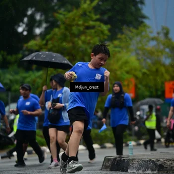 Runner Photo 7824005