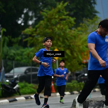 Runner Photo 7824063