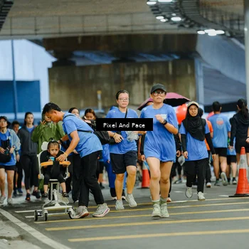 Runner Photo 7824068