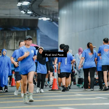 Runner Photo 7824070