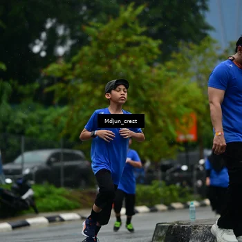 Runner Photo 7824090