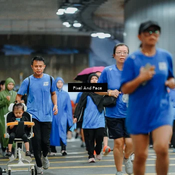 Runner Photo 7824102