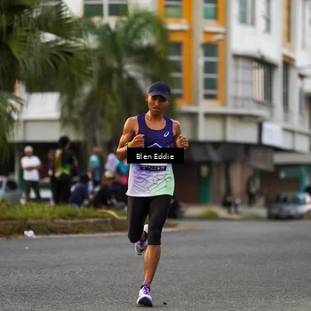 Runner Photo 7824110
