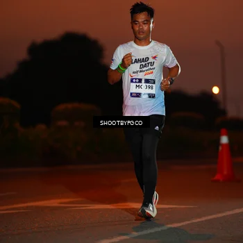 Runner Photo 7824166