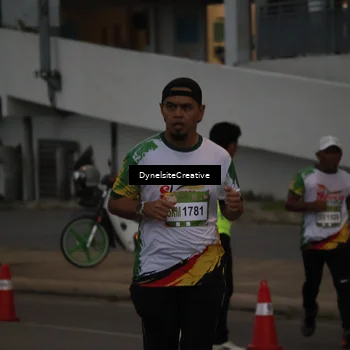 Runner Photo 7824194