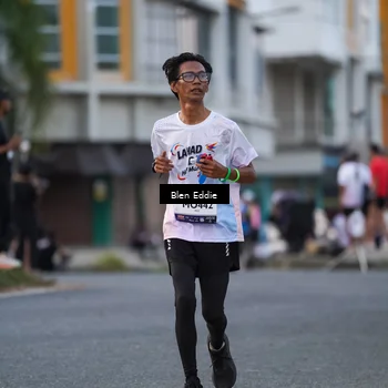 Runner Photo 7824255