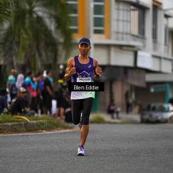 Runner Photo 7824293