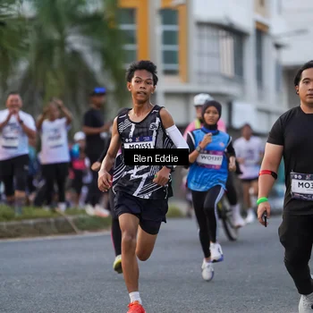 Runner Photo 7824294