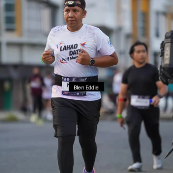 Runner Photo 7824299