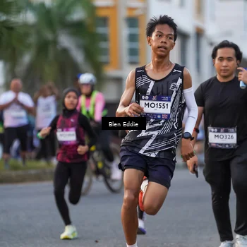 Runner Photo 7824301