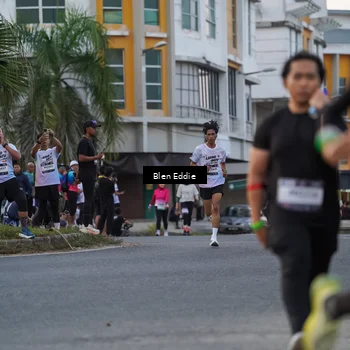 Runner Photo 7824314