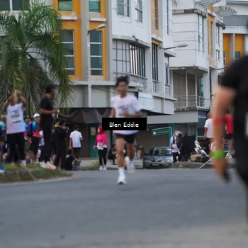 Runner Photo 7824335