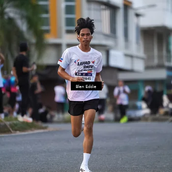 Runner Photo 7824338