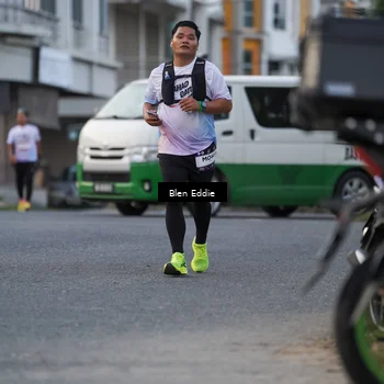 Runner Photo 7824354