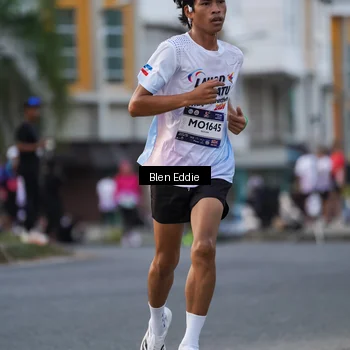 Runner Photo 7824367