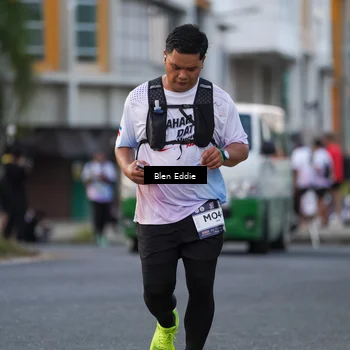 Runner Photo 7824400