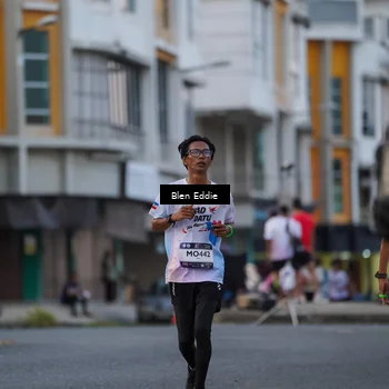 Runner Photo 7824474