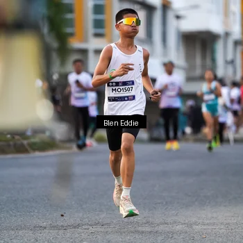 Runner Photo 7824529