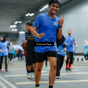 Runner Photo 7824582