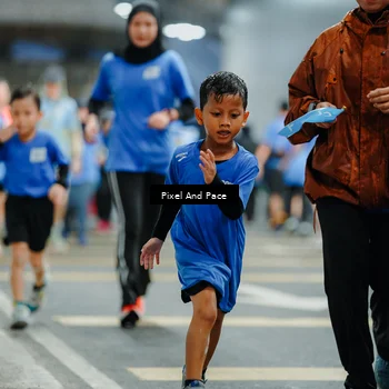 Runner Photo 7824592