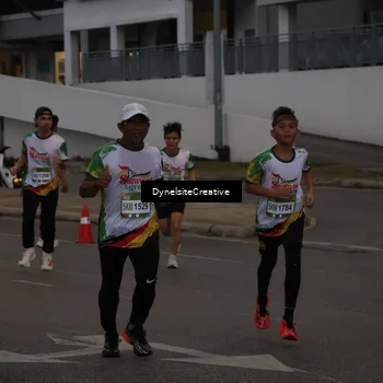 Runner Photo 7824628
