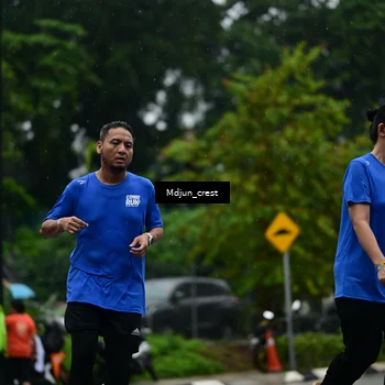Runner Photo 7824667