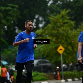 Runner Photo 7824672