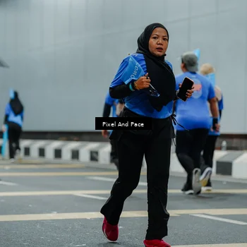 Runner Photo 7824674