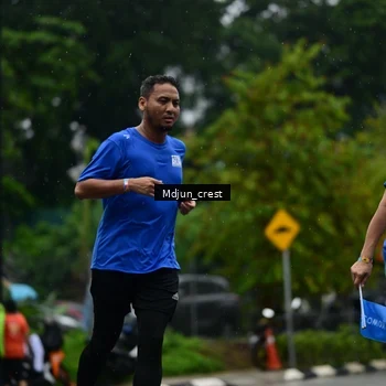 Runner Photo 7824678