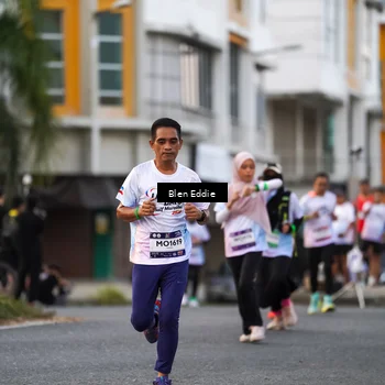 Runner Photo 7824703