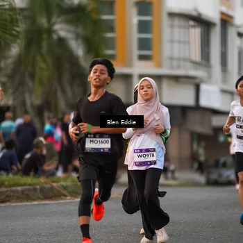 Runner Photo 7824726
