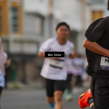 Runner Photo 7824752